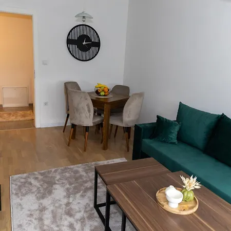 Avis Apartman Tuzla Exterior photo